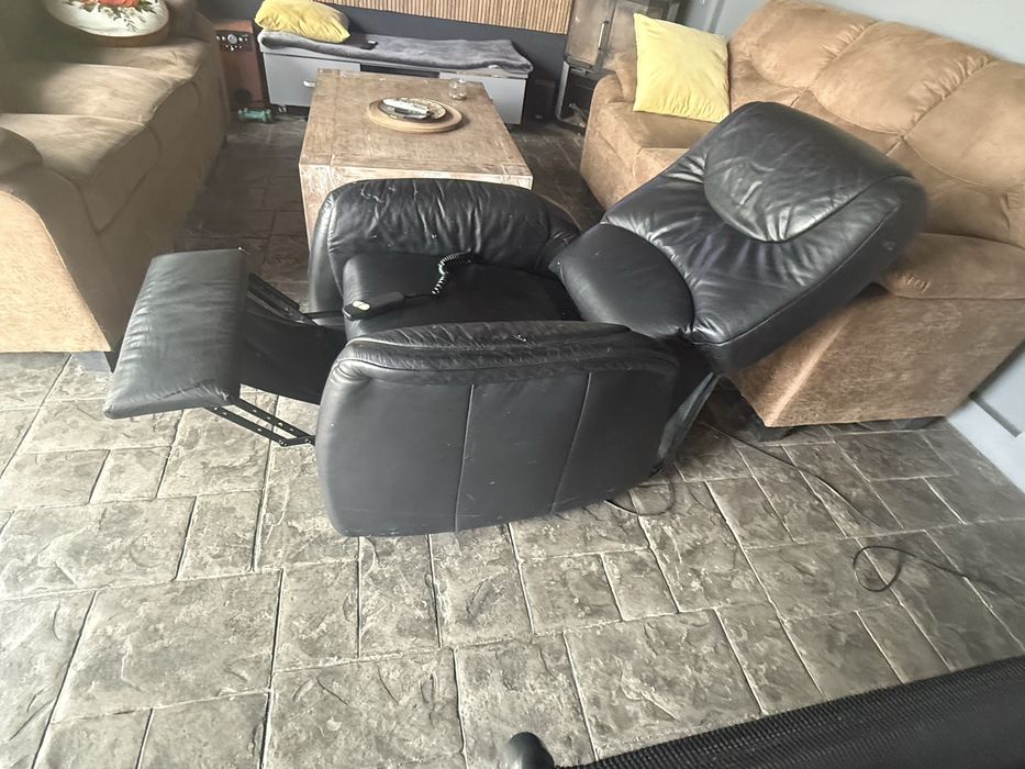 Fotoliu Recliner Electric din Piele – Relaxare & Funcție Medicală de Ridicare (Stand-Up Assist)