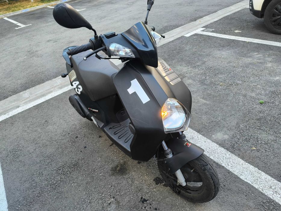 Scuter 49cc Explorer