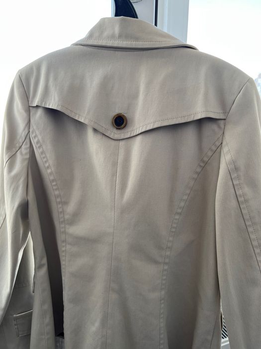 Пиджак  женский бежевый