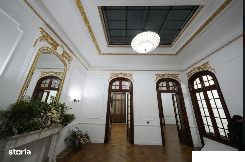 Universitate, vila D+P+E+M,