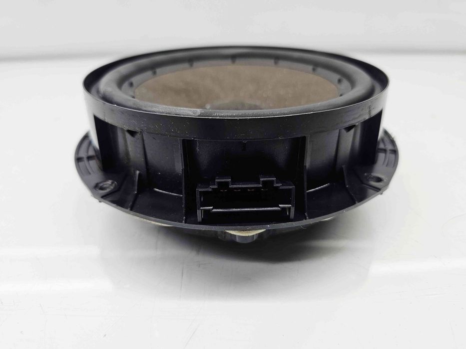 Boxa stanga spate Volkswagen Golf 6 (5K1) GTI [Fabr 2009-2013] 1K8035