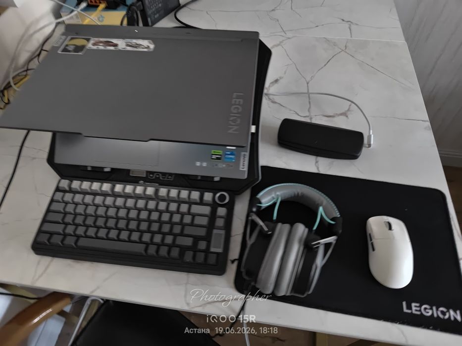 Lenovo legion 5 16IRX9