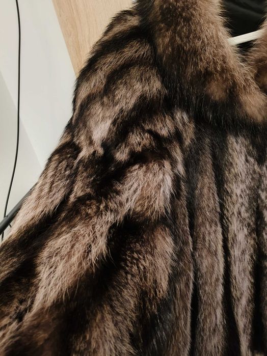 Blană naturală de nurcă „Kara” – stare impecabilă, mărime M-L