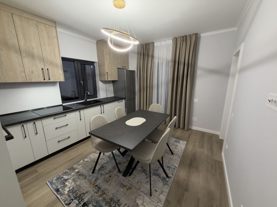 De inchiriat casa noua moderna