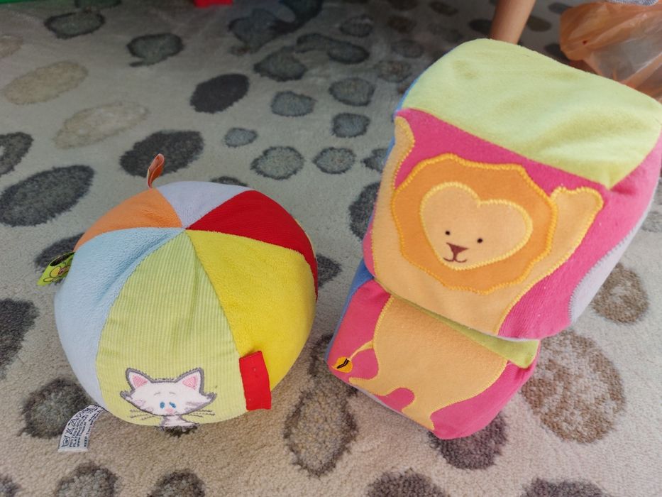 Бебешки играчки/дрънкалки