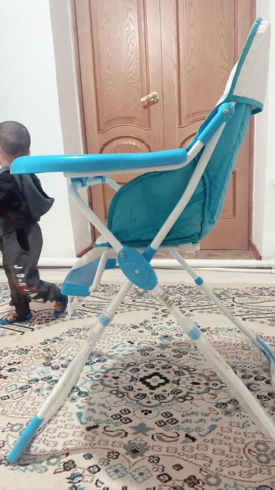 Детски стул для кормления