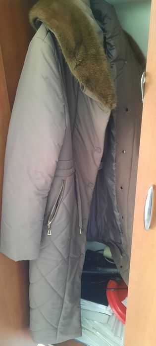 Пуховик сатылады