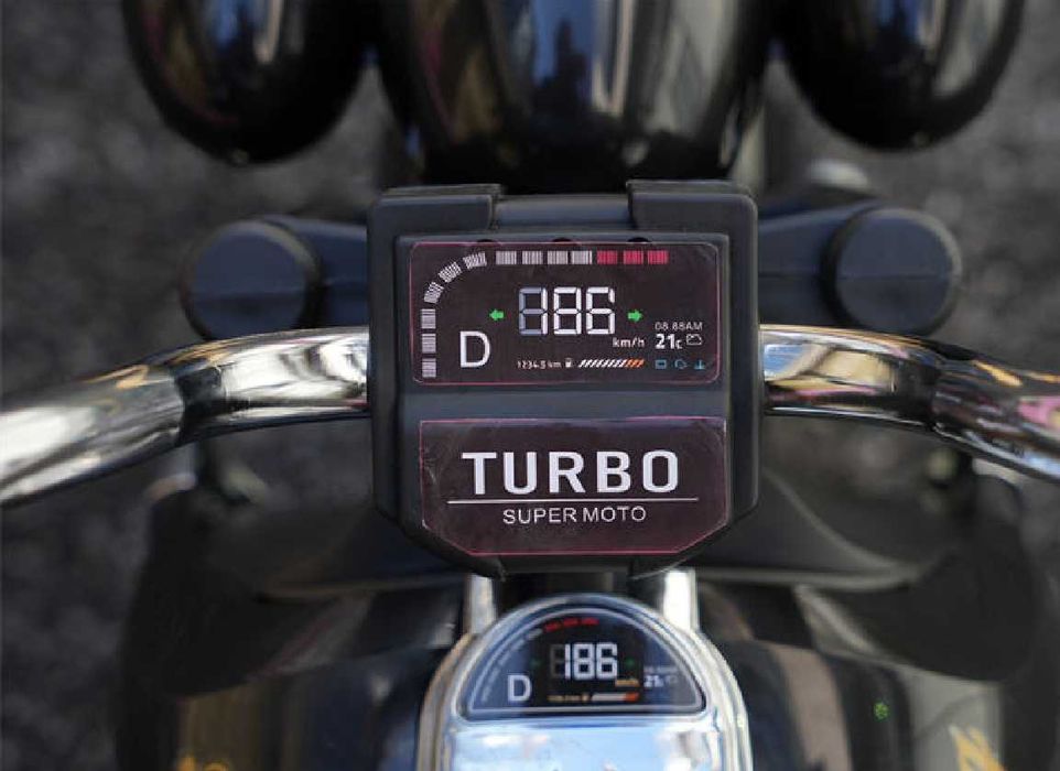 Акумулаторен MOTOR ТУРБО 12V батерия,MP3 плейър,с меки гуми