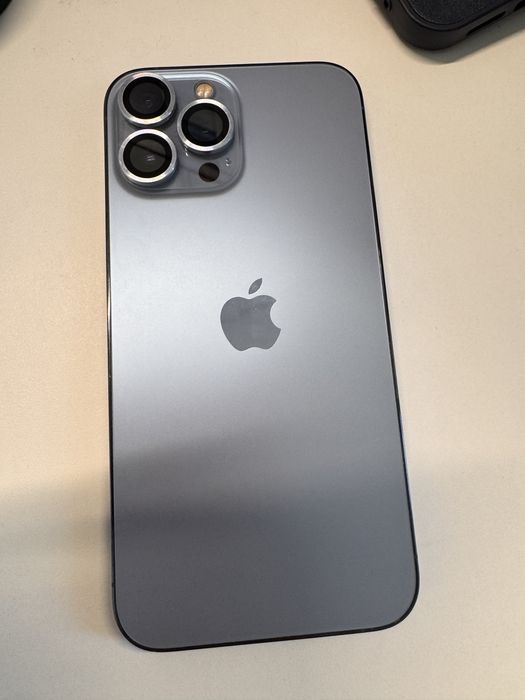 Продам Iphone 13 Pro Max