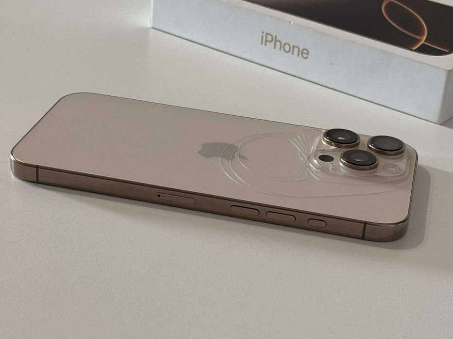 Бартер! Гаранция! iPhone 16 Pro Max Desert Titanium (Златен)