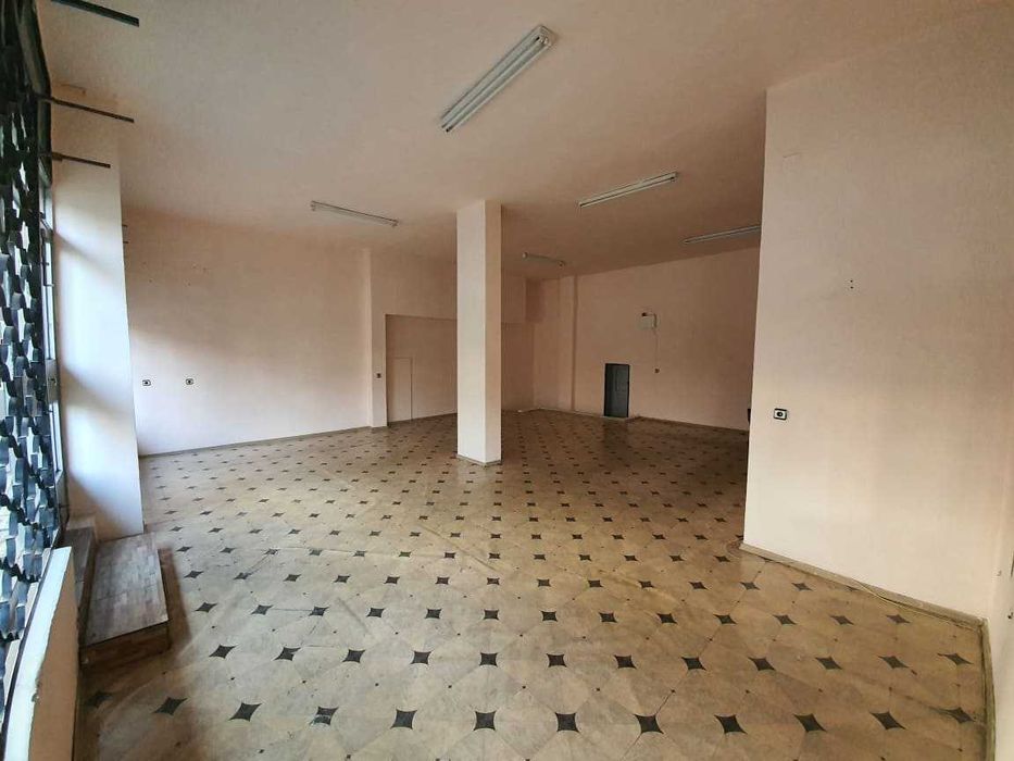 Магазин в гр. Хисаря