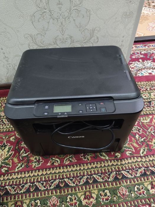 Printer srochna sotiladi