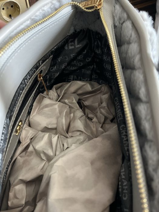 Chanel tote bag