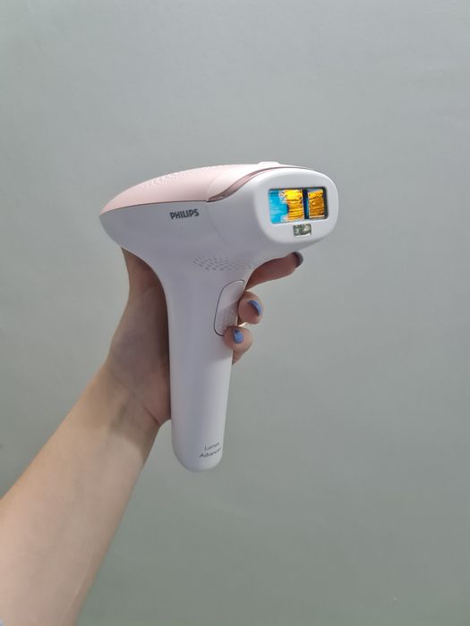 Фотоепилатор IPL Philips Lumea Advanced