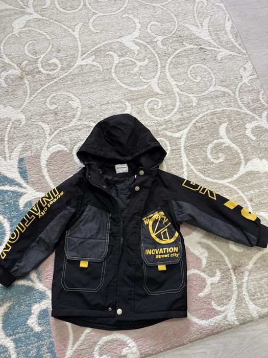 Демисезонная куртка