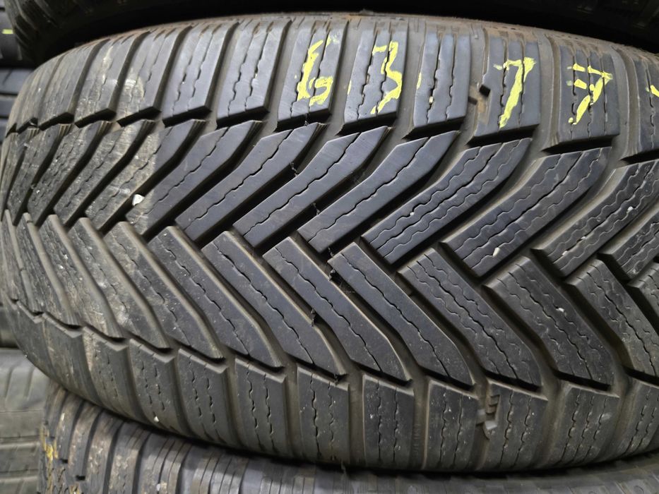 2бр Зимни гуми 225 55 16 - Michelin - DOT 2023