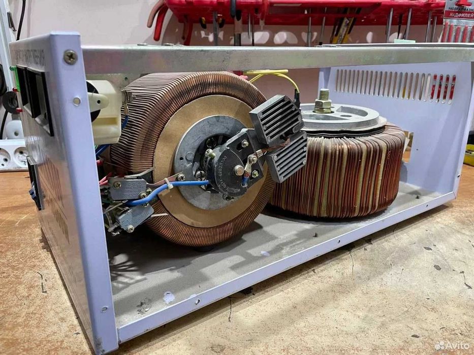 Ремонт стабилизаторов напряжения, Remont stabilizator в мастерской