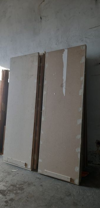 Продам листы ДСП.