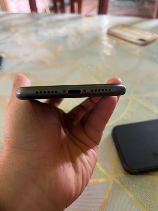 iphone 11  64гб не вскрытый