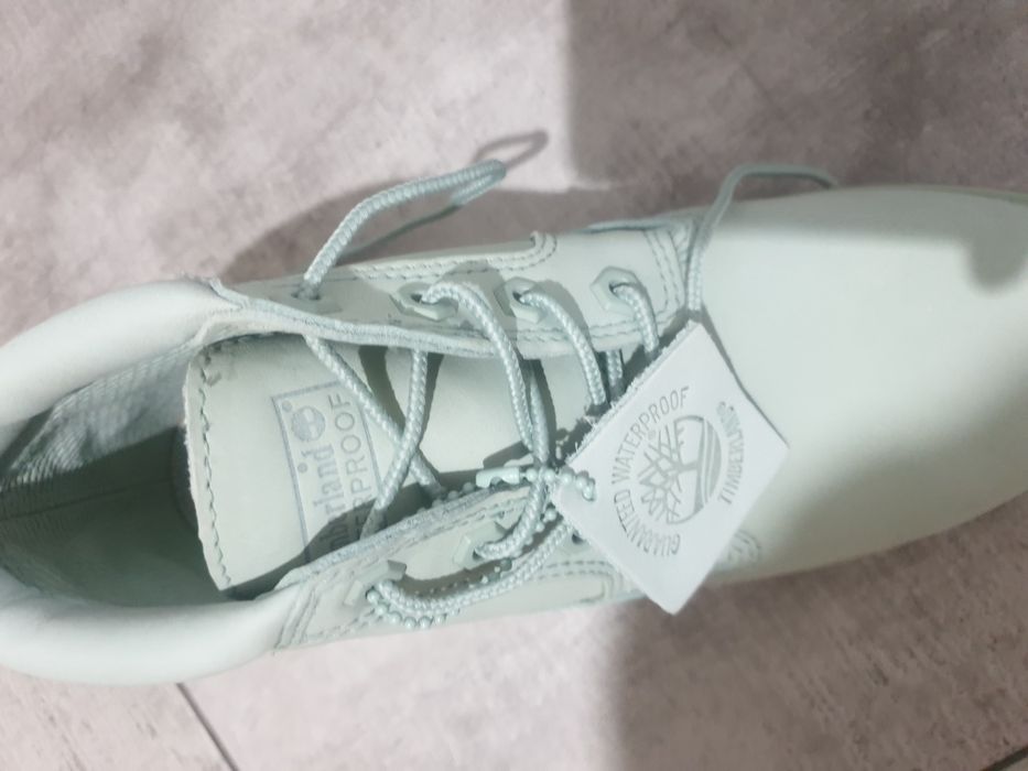 ghete bocanci timberland 38 noi cu cutie si eticheta waterproof verzi