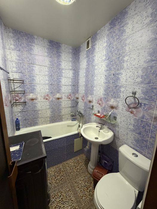 2 хонали квартира, 5 этажлини 2 етажи, арентир мега маркет оркаси