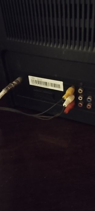 Телевизор 72 диагональ