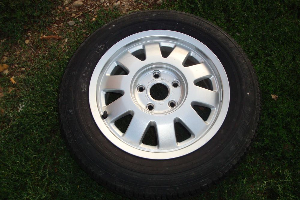 roata noua originala vintage anii 2000 Audi A4 B5 janta noua