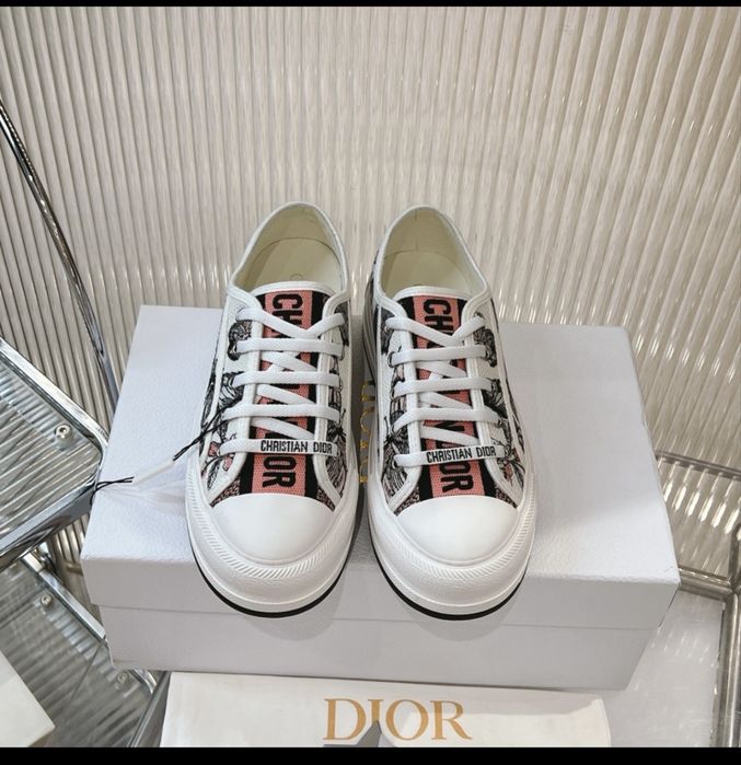Обувки Cristian Dior