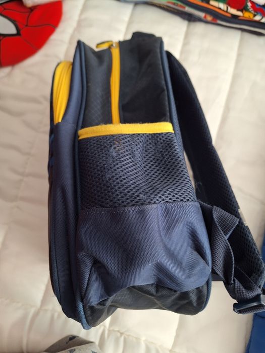 Раница за училище- 25 лв