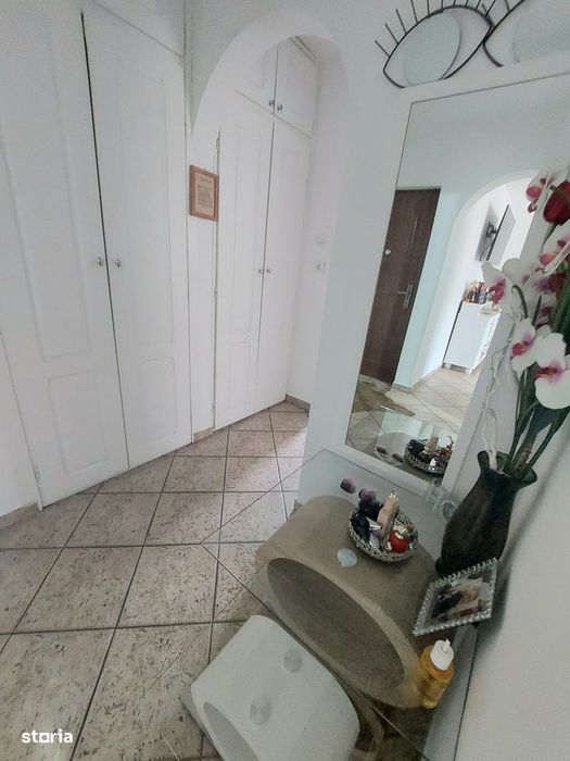 Sovata - 2 camere renovat și modificat ,etaj 2