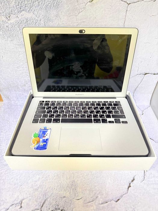 MacBook Air  2017 8 ГБ / РАССРОЧКА ДО 60 МЕСЯЦЕВ!/"Лидер Ломбард"