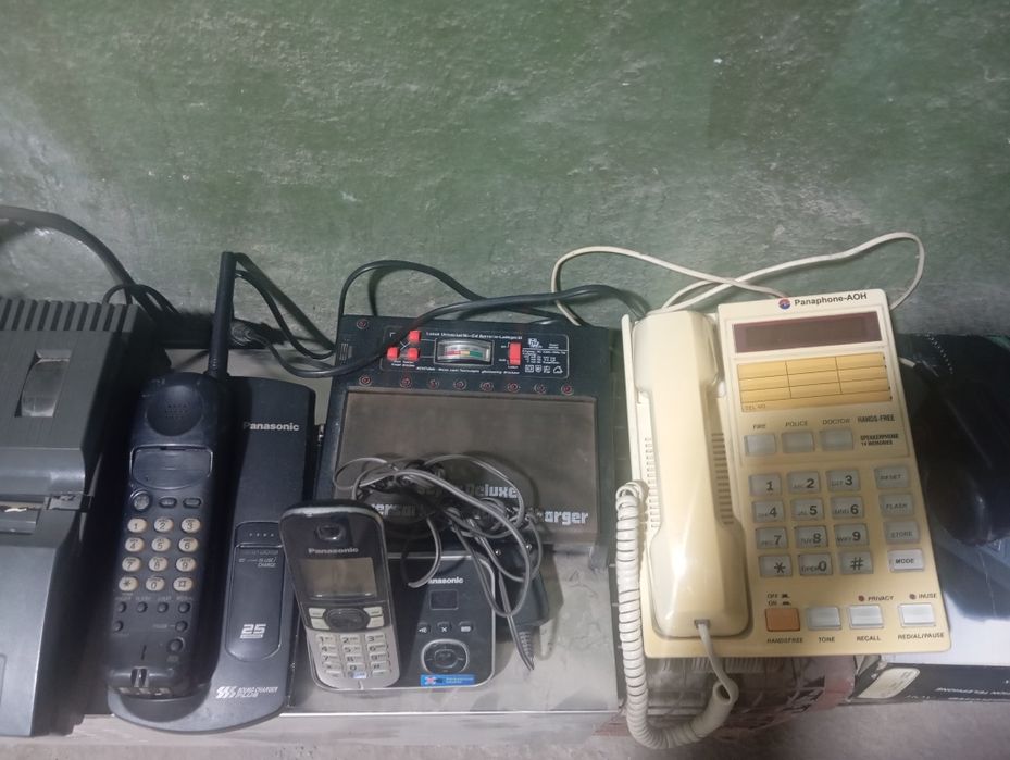 Факс Sharp и радиотелефонные апараты радиотелефоны и зарядка для батар