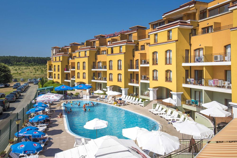 Продава се Двустаен апартамент в Созопол - 63 кв.м за 1040 €/кв.м - Снимка #12