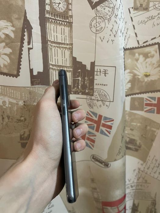 Телефон смартфон Самсунг S21 Fe