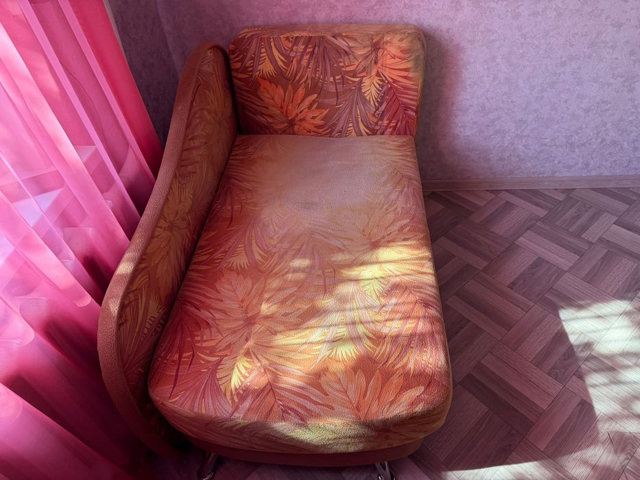 Продам мини диван