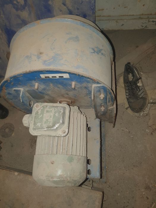 Поддув, вытяжка.