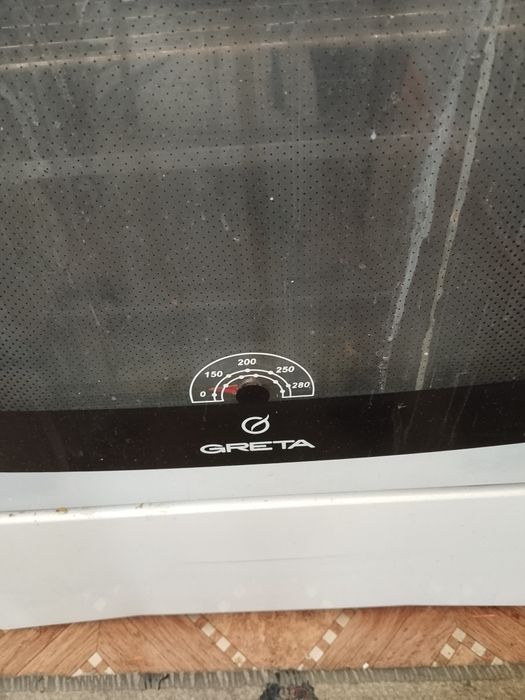 Продается Газовая плита Greta