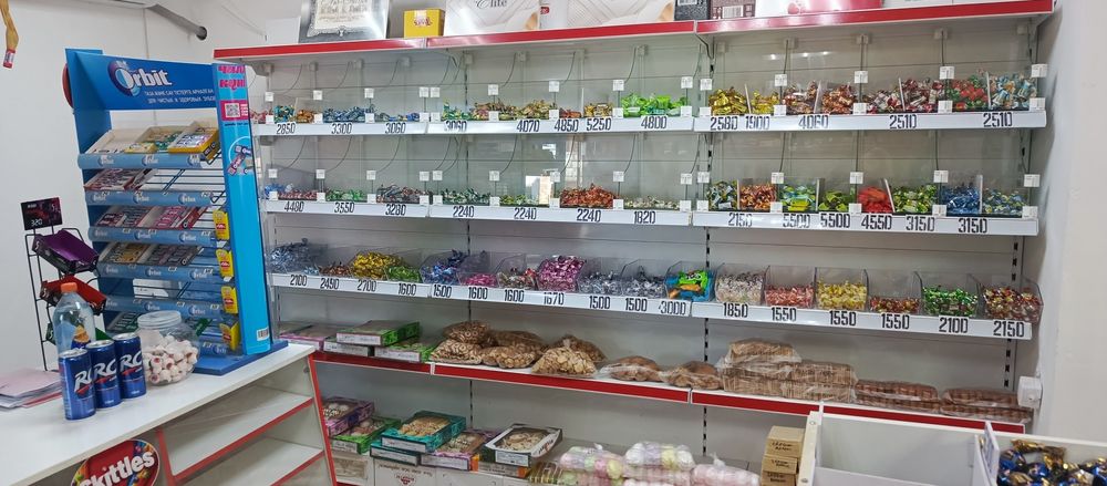 Продам металлические стеллажи