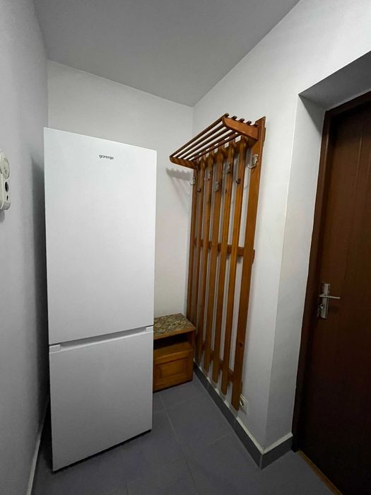 Garsonieră spațioasă de închiriat – Zona Belvedere, aproape de Universitate