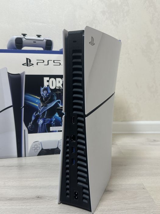 Продам playstation 5 slim