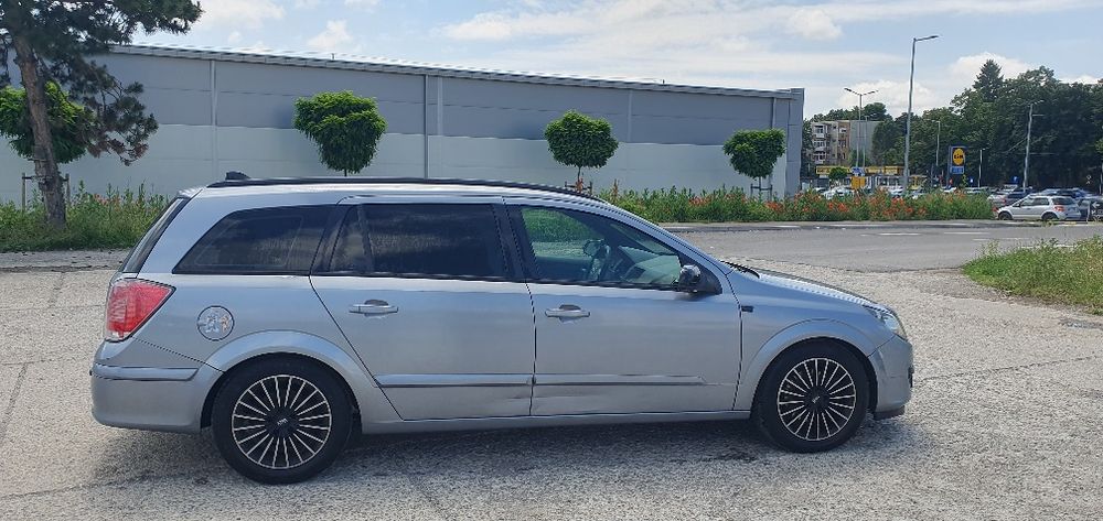 Vând Opel astra h