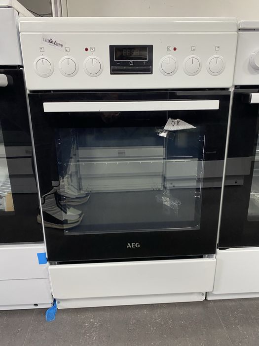 Свободностояща печка AEG 57 l  CCB5442CBW