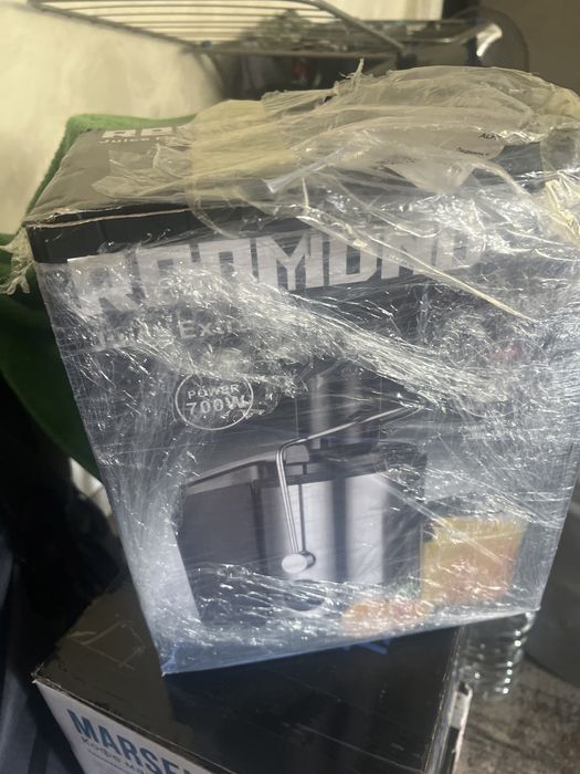 Соковыжималка 700w