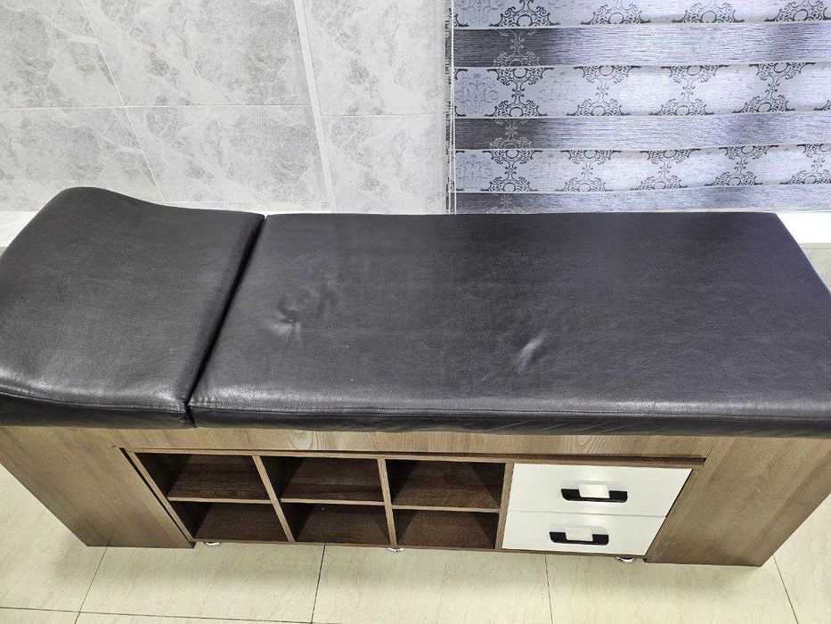 Медицинская кушетка