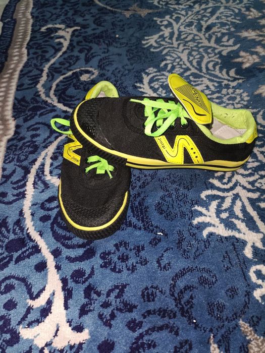 Сотилади бутси состояние яахши