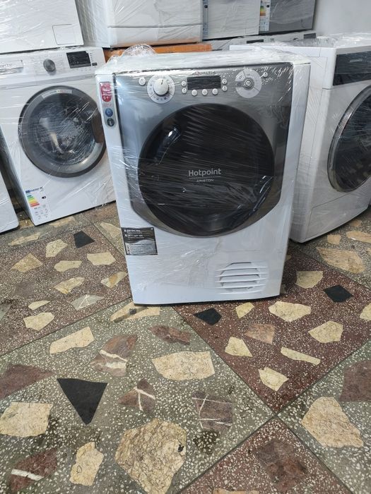 Uscător de rufe Hotpoint Ariston 9 kg Cu pompa de căldură import