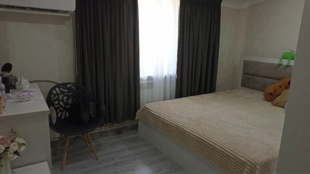 Продается 2-х этажный коттедж