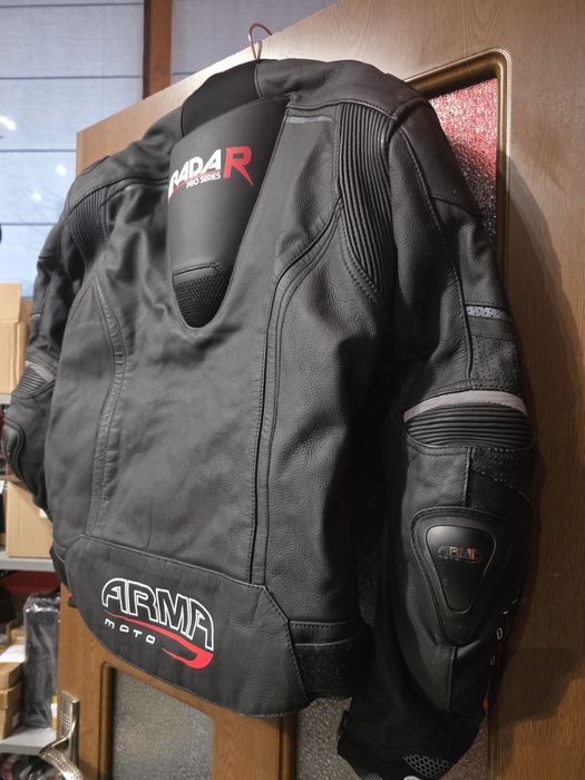 Мото яке ARMR Harada
Размер  38 М
