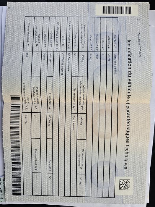 Masina Mercedes-Benz