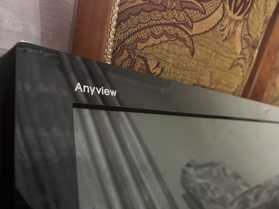 Продам телевизор 30000